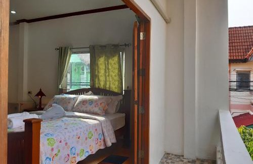 Si Kan House | A & P House