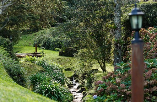 Campos do Jordao House | A paradise in the mountains - 2 lakes, stream, natural pool, 4.5 km from Capivari