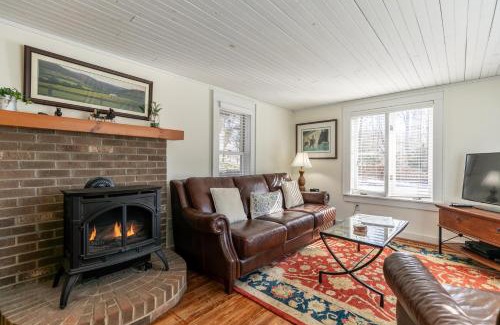Panorama Estates House | A Parkway Cabin