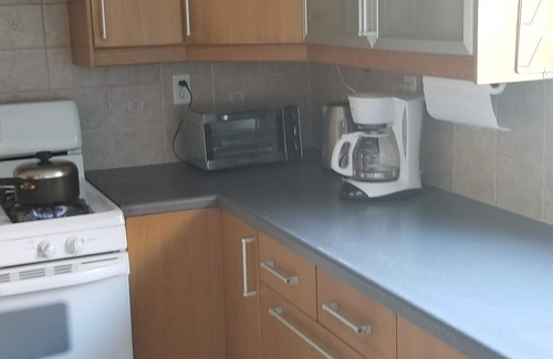 Bendale House | A Peaceful 3 Bedrooms House in a Quiet Neighborhood