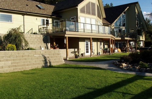 BX House | A Peaceful Alternative To Busy Hotels