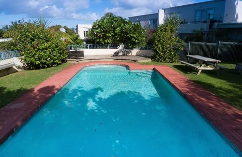 Castor Bay House | A perfect holiday home in native bush tranquility