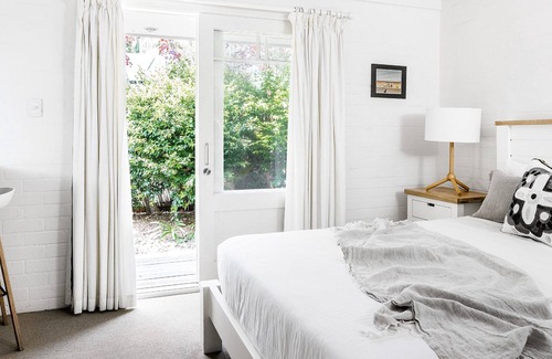 Suffolk Park House | A PERFECT STAY - Beachwood