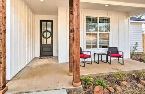 Denison House | A Perfect vacation spot in Denison
