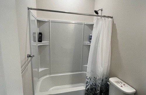 South Norfolk House | A place to stay with a full gym in Chesapeake