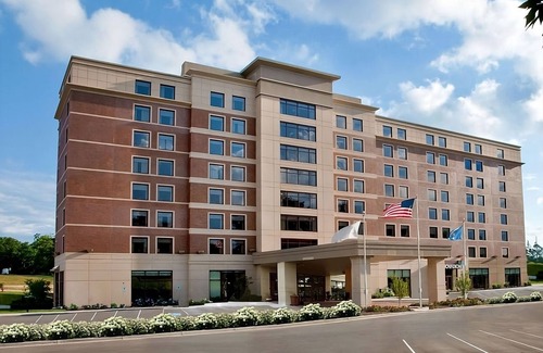 Wauwatosa Hotel | A Place You'll Surely Enjoy! 3 Spacious Units, Free Parking, Pets Allowed!