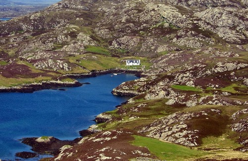 North Uist House | A private island with 5 bedroom house. Enquiries only, no automatic booking)