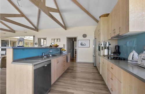 Yanakie House | A Promontory View
