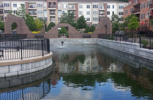 Stillwater Condo | A quick stroll to the finest living Historic Stillwater has to offer.