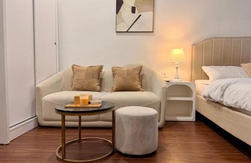 Gia Lam Apartment | A Quiet Stay - Elegant