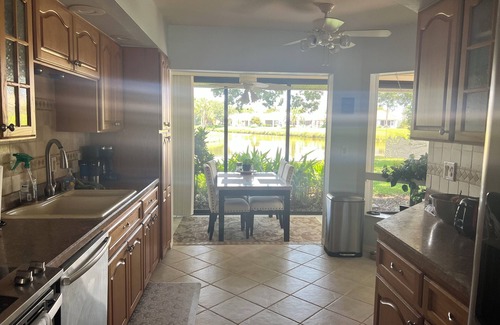 Myrtle Trace Villa | A Relaxing Venice Villa