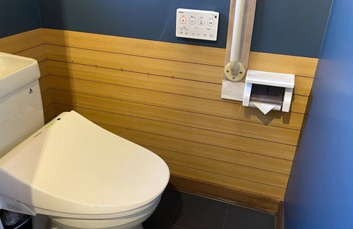 Imazu House | A rental villa with a large garden where you can h / Takashima Shiga