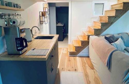 Georgian Bluffs Apartment | A restful stay in Georgian Bluffs