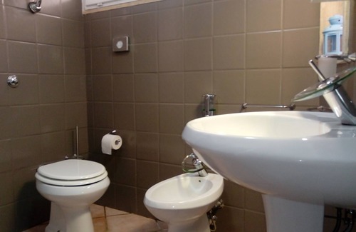 Zona XXX Castel Fusano Apartment | A romantic and complete 24-sqm studio apartment surrounded by greenery near the sea