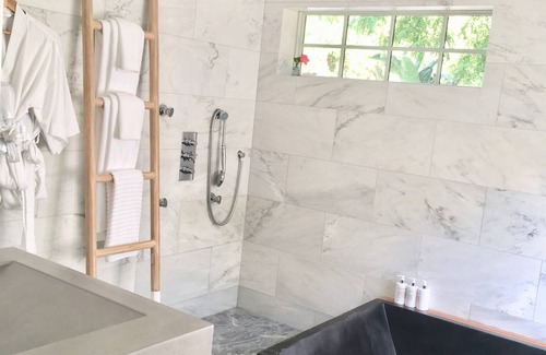 Bridgehampton Hotel | A Room At The Beach