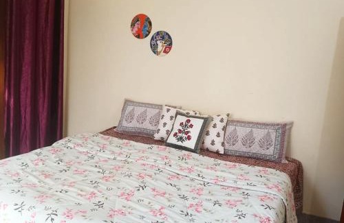 Sarnath House | A room in Fursat, Sarnath