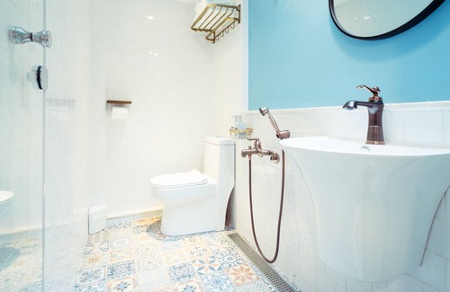 Kaohsiung City Centre House | A Room Time