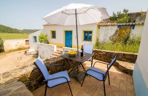 Aljezur House | A Ruina Velha - sleeps up to 2