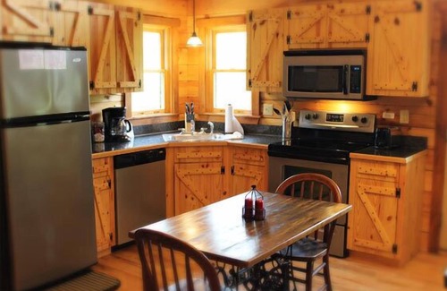 Stanardsville Cabin | A Rustic-Chic Cabin Hideaway at the Doorstep of the Shenandoah National Park