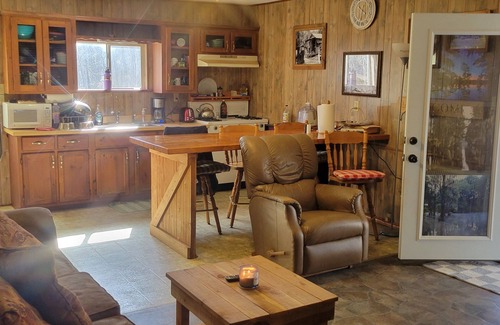 Jefferson House | A rustic house on beautiful Caddo lake. Great fishing and kayaking and much more