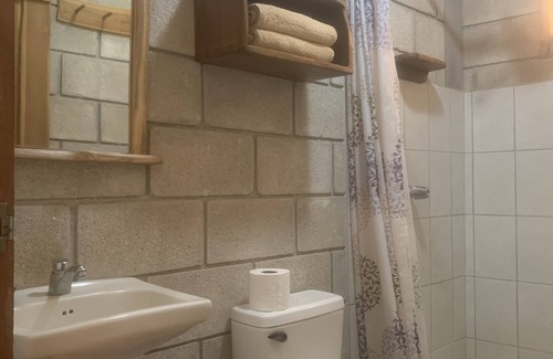Marbella Cabin | A rustic lodge surrounded by garden, nestled in a jungle setting - double Room 1