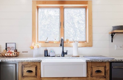 Naples Ski Chalet | A Rustic Retreat- FLX region Hot tub, game room & fire pit