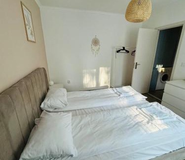 Onesti Apartment | A's apartment