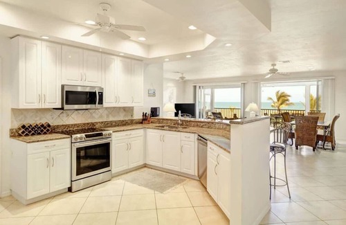 Wulfert House | A Saba Wind North- Oceanfront Estate with Pool on Captiva Island!