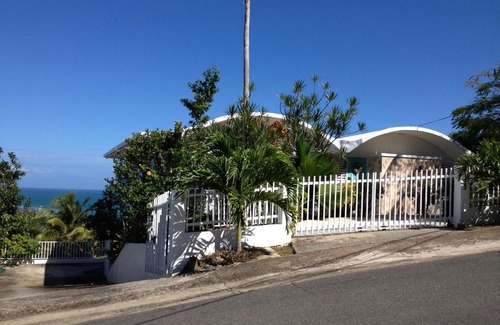 Quebrada Vueltas House | A Seascape Guest Room