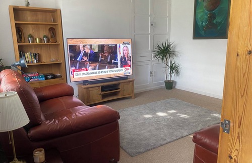 Radcliffe House | A Secure 3 bedroom family