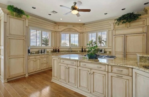 Nichols House | A serene lake side estate