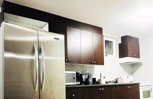 Pickering Apartment | A Serene & Peaceful Karma Retreat