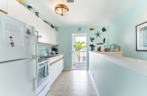 Truman Annex House | A Siesta Bay by AvantStay | Key West Walkable | Gated Community, Shared Pool
