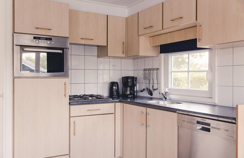 Municipality of Rijssen-Holten House | A simple and spacious cabin in the woods!