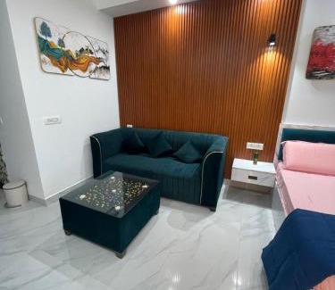 Greater Noida House | A Smart Room at Gaur City Center, Noida