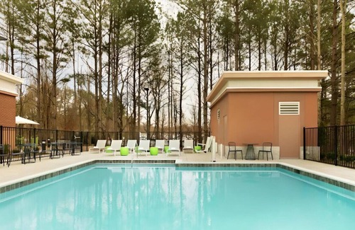 Johns Creek House | A Sophisticated Room for an Indulgent Getaway!
