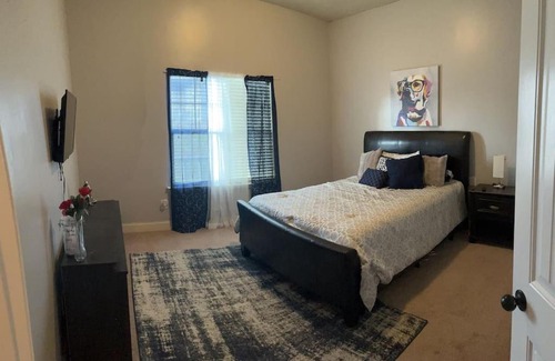 Fort Mitchell House | A spacious peace of serenity