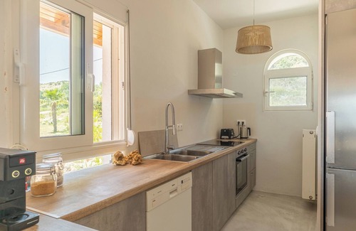 Kefalonia Villa | A Spectacular 4 Bedroom Property With Direct Beach Access