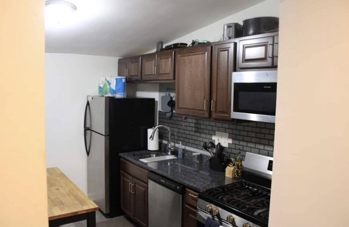 Downtown Baltimore House | A Sports Fan Cozy Getaway