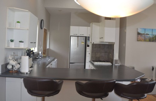 Lynmore House | A Stone's Throw From Redwoods