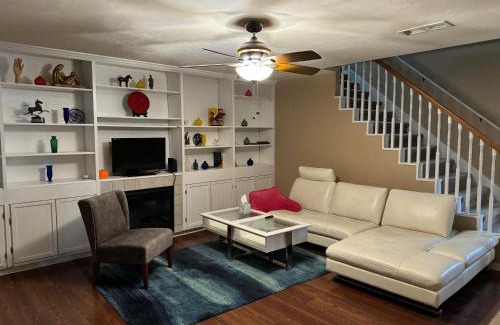 Gainesville House | A stylish and Comfy Place to Stay