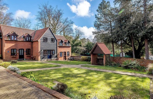 Cromer Cottage | A stylish getaway for discerning guests looking for a great coastal break.