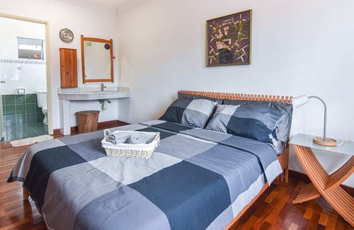 Taman Tun Dr Ismail Apartment | A Stylish & Spacious 4BR Home for Family Getaways