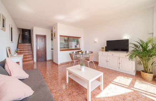 Alcudia Apartment | A. The Shell ll NEW, Sea Views and Pool