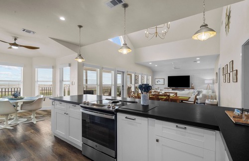 Miramar House | A Time to Lime | Private Dune Crossover