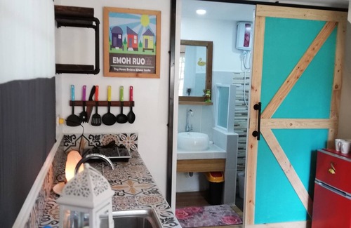 Alfonso Bed & Breakfast | A Tiny Homes Enclave