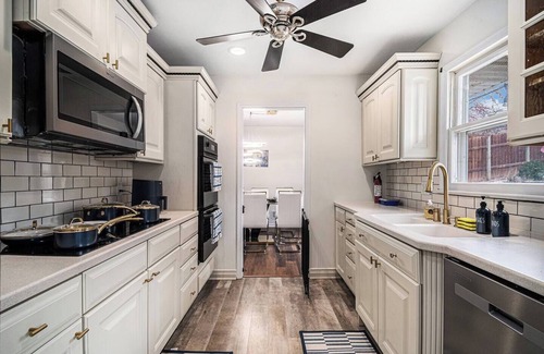 West Omaha House | A Touch of Luxury