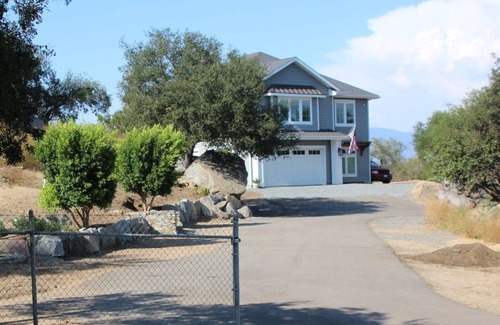 North Ridge House | A Touch of the Coast in the Country - Great for Large Families