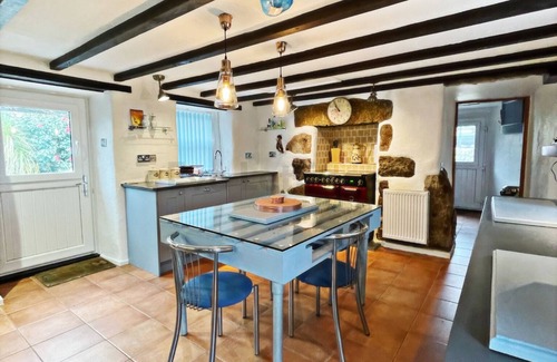 Chysauster Cottage | A Tranquil, quirky cottage with large garden - perfect for families