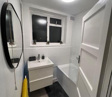 Kidbrooke with Hornfair House | a two bedroom cosy hideaway based in greenwich